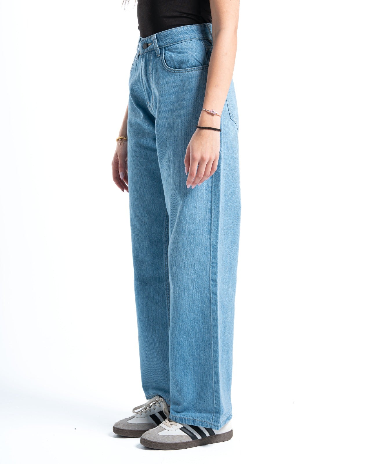 Light Wash Wide-Leg Denim Pants